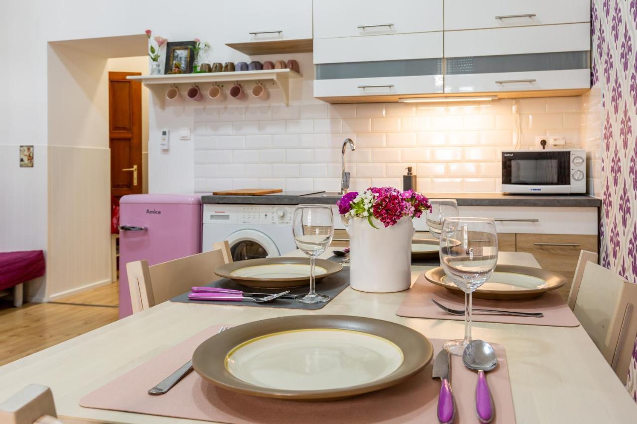 Elegant Coziness Apartment Budapest Ngoại thất bức ảnh